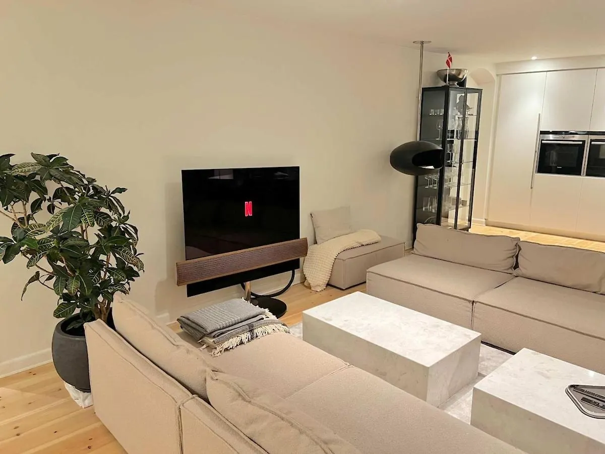 High-End Apartment In Central Copenhagen